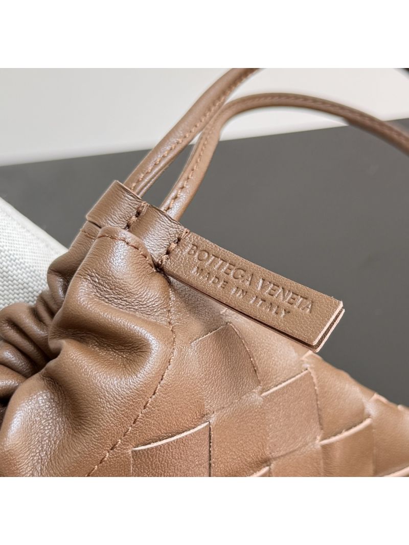 Bottega Veneta Intrecciato Leather Drawstring Coin Purse in Lambskin Leather Fondant