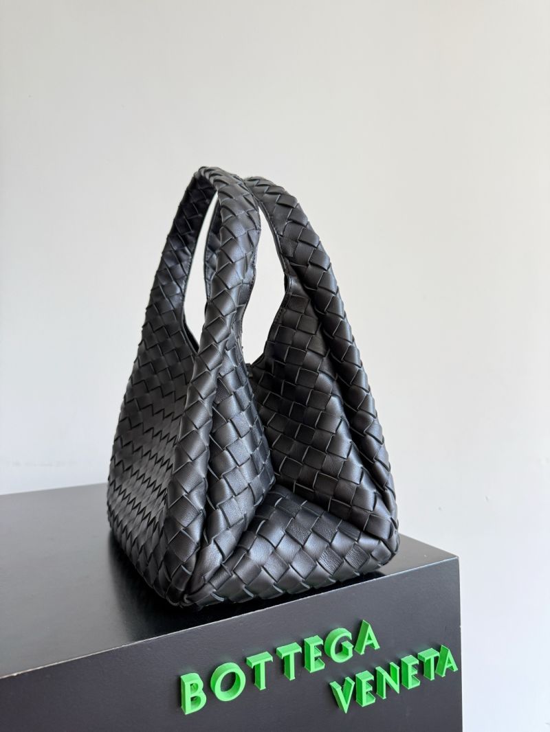 Bottega Veneta Medium Campana Bag in Black Lambskin 844249V4SC01019