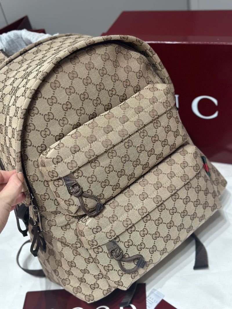 Gucci GG Supreme Multi-Pocket Backpack in Canvas and Brown Leather 658573
