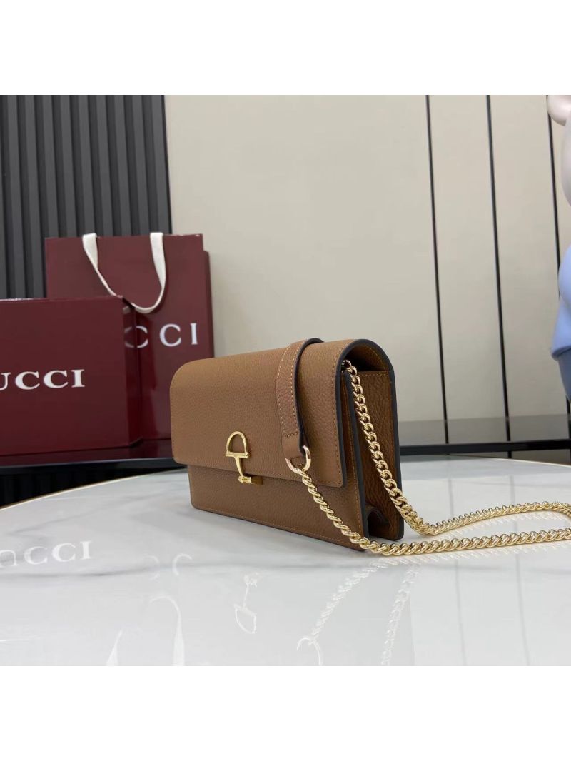 Gucci Softbit Small Shoulder Bag in Grained Leather Brown 837373