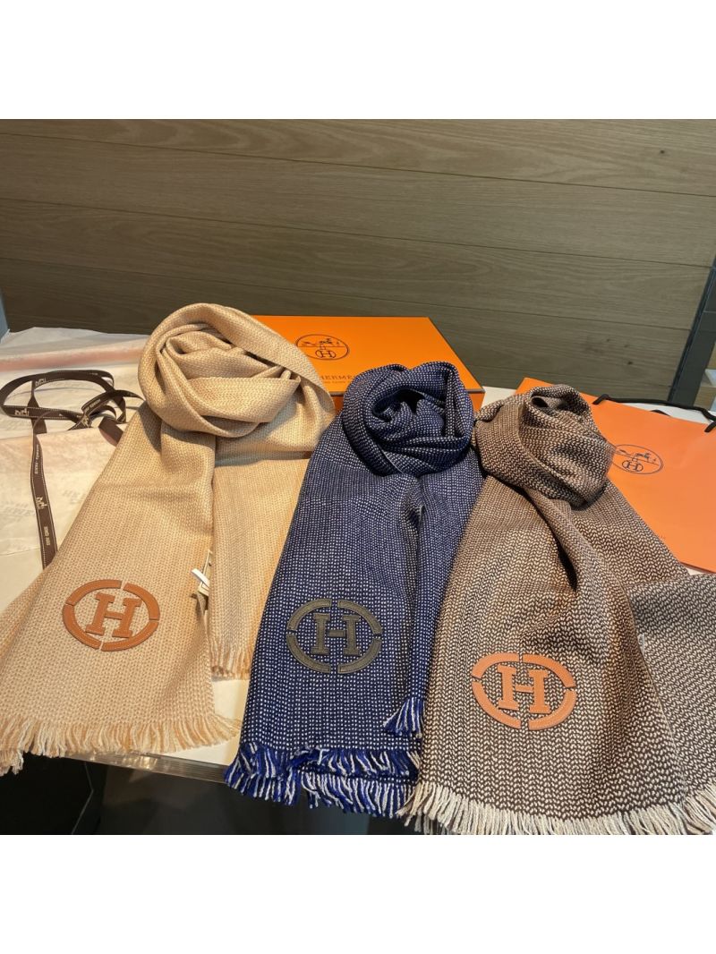 Hermes Beige Cashmere Scarf with Woven 'H' Pattern & Leather Embroidery - Luxe Elegance