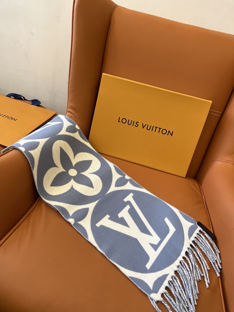 Louis Vuitton Grey Wool Scarf with Monogram Medallion - Luxurious, Soft & Timeless