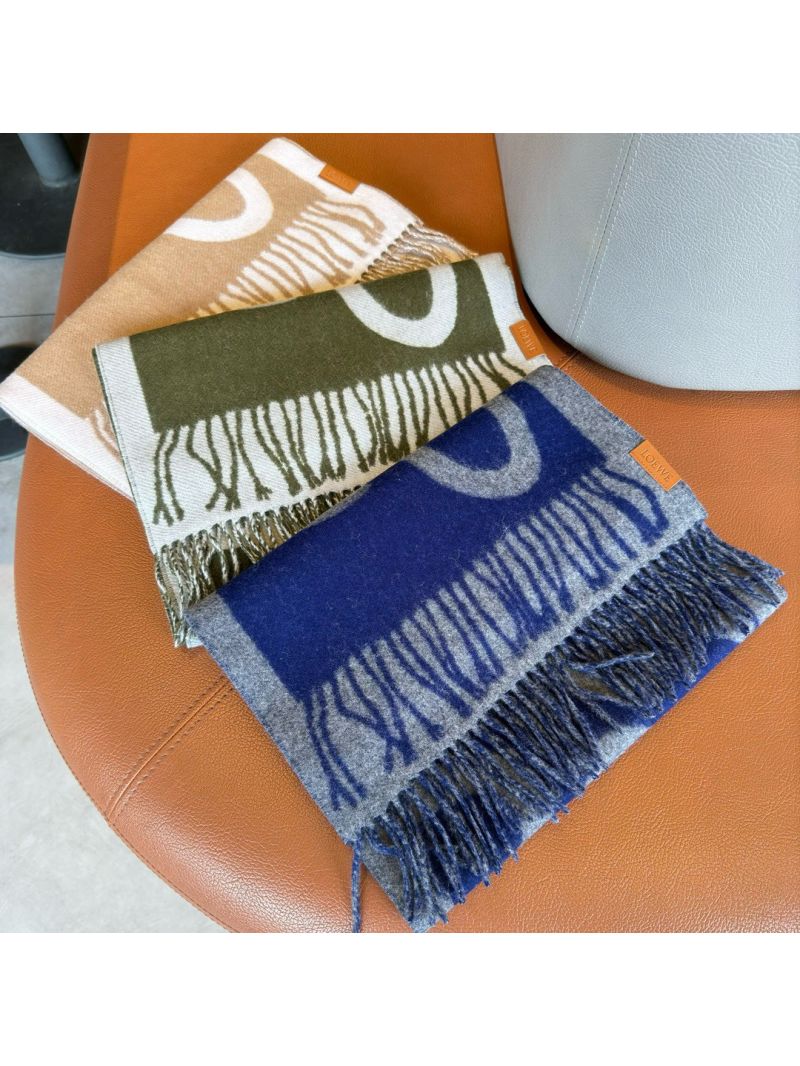 Loewe Beige Logo-Print Scarf: Luxurious Wool Blend with Fringed Edges, Timeless Elegance