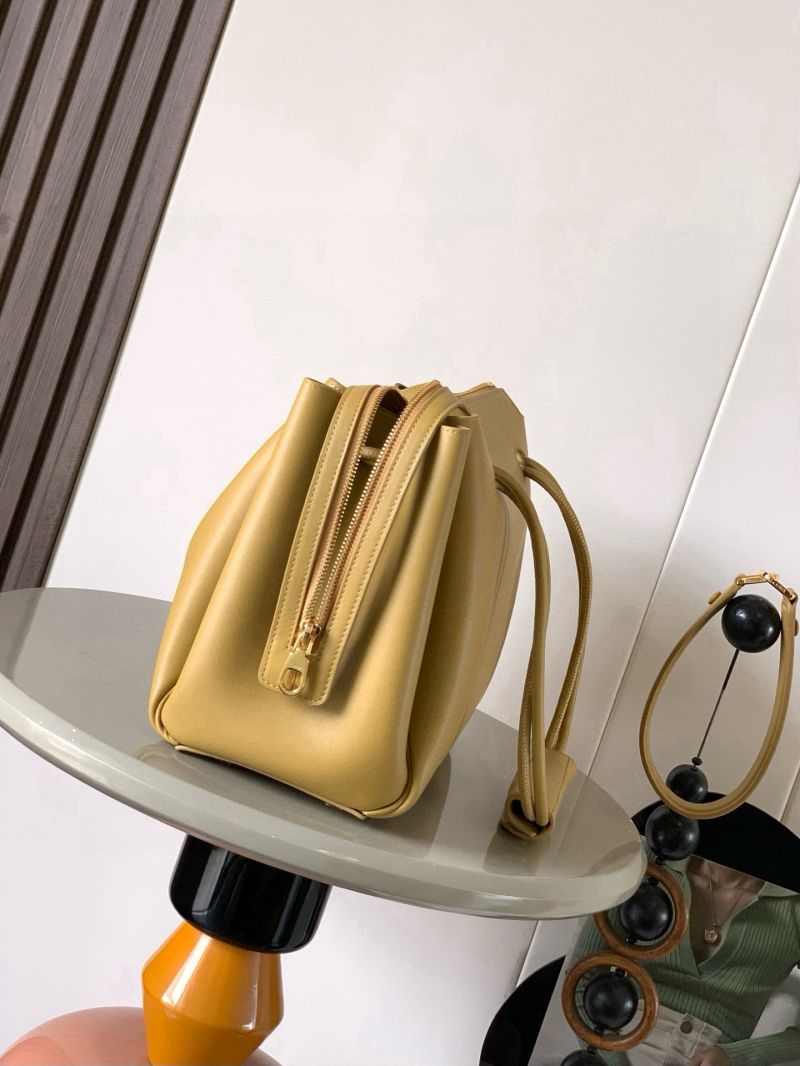 Loewe medium Madrid in Supple Calfskin Warm Sand Yellow 9147