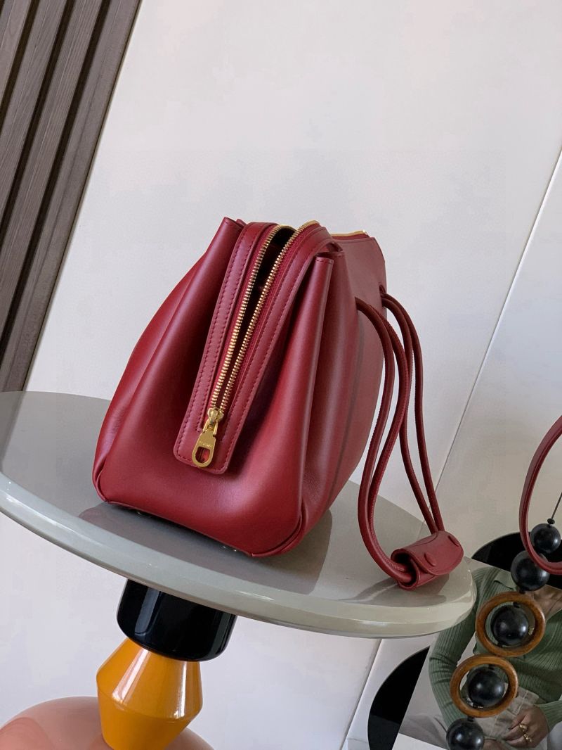 Loewe medium Madrid in Supple Calfskin BurntRed AANBAB1X01