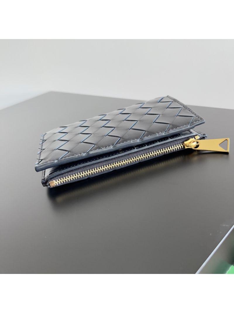 Bottega Veneta BV Intrecciato Medium Bi-Fold Wallet Lambskin 667468V