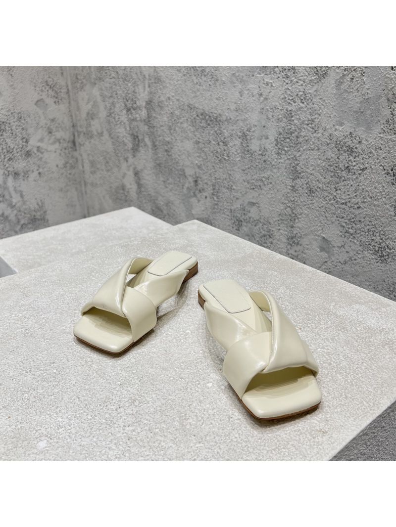 Bottega Veneta BV Riva Flat Mule 827569V Creme