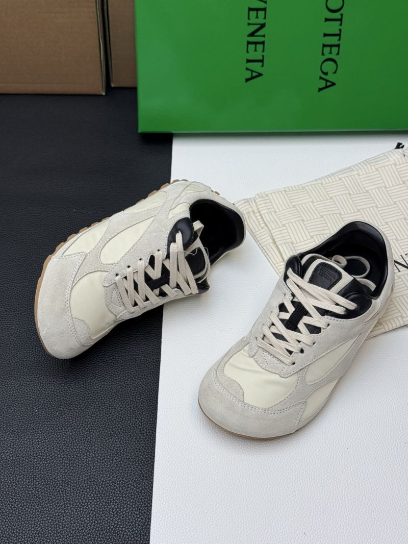 Bottega Veneta BV Orbit Flash Sneaker 838384 Sea Salt Black