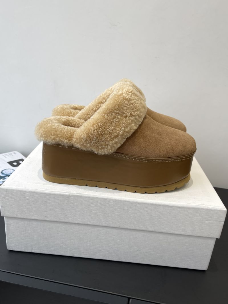 CELINE DANA WEDGE MULE IN SUEDE CALFSKIN AND SHEARLING 360084610C BROWN