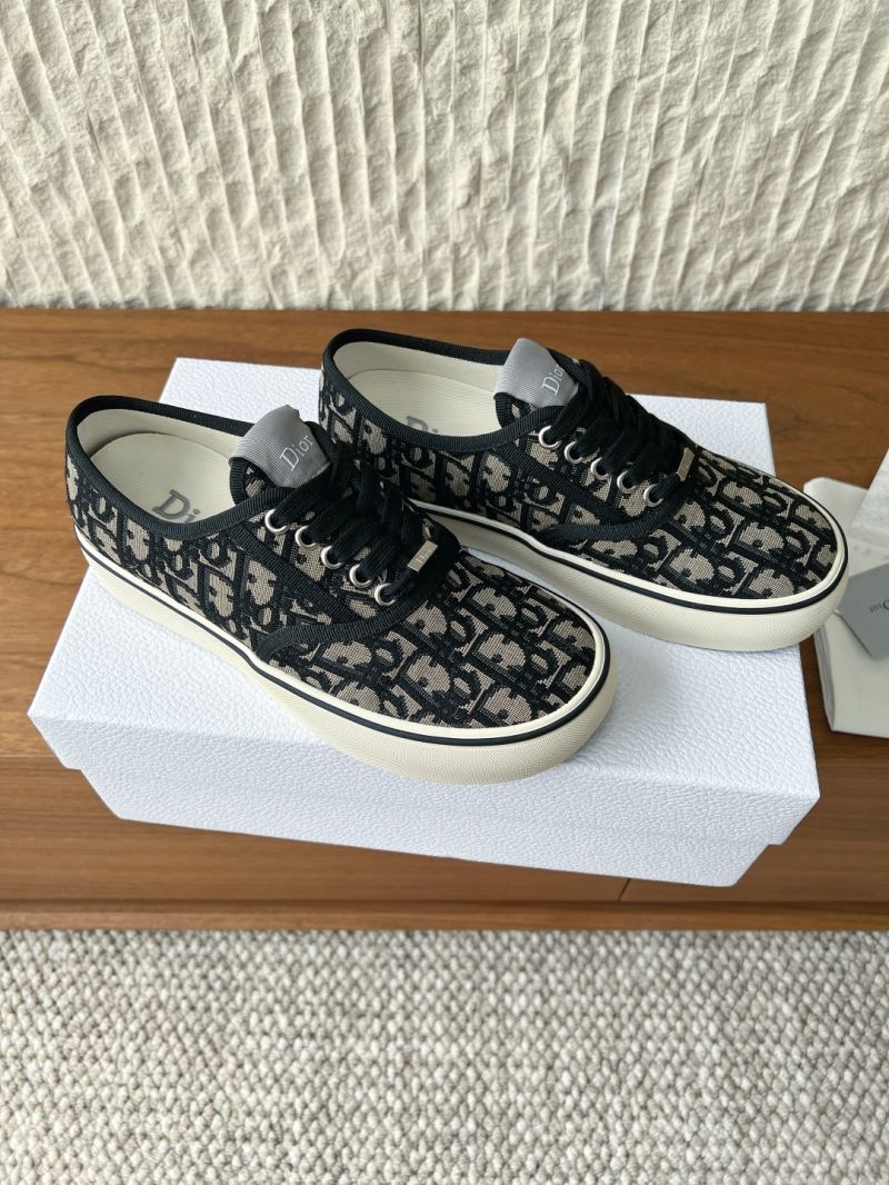 DIOR SALTWIND SNEAKER BLUE DIOR OBLIQUE JACQUARD 3SN348Z