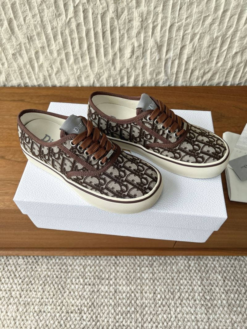 DIOR SALTWIND SNEAKER BROWN DIOR OBLIQUE JACQUARD 3SN348Z
