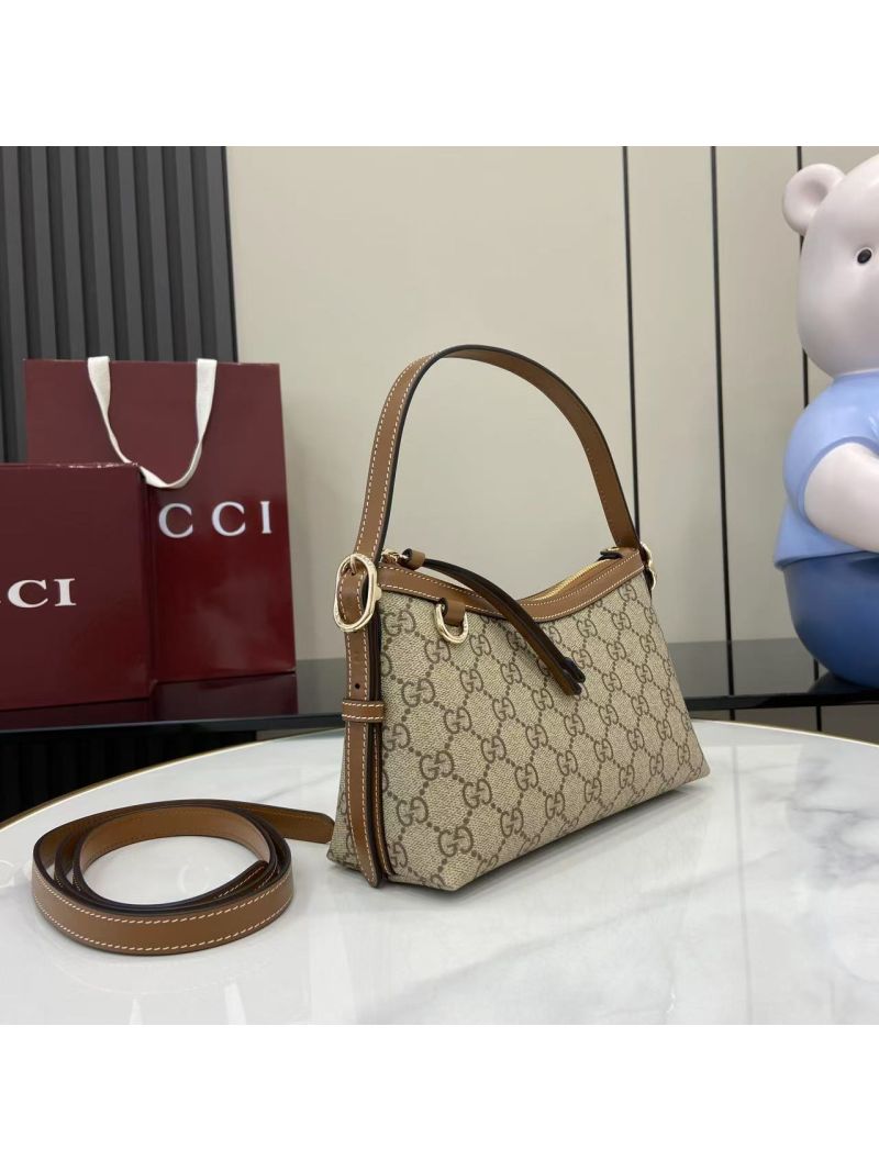 Gucci GG Emblem small shoulder bag GG Canvas 847450 Brown
