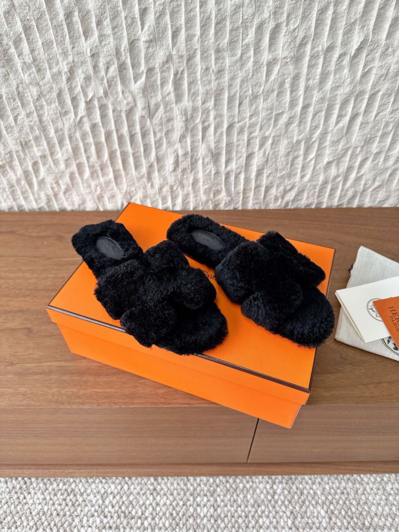 Hermes Oran Sandals in Shearling H212178Z Black