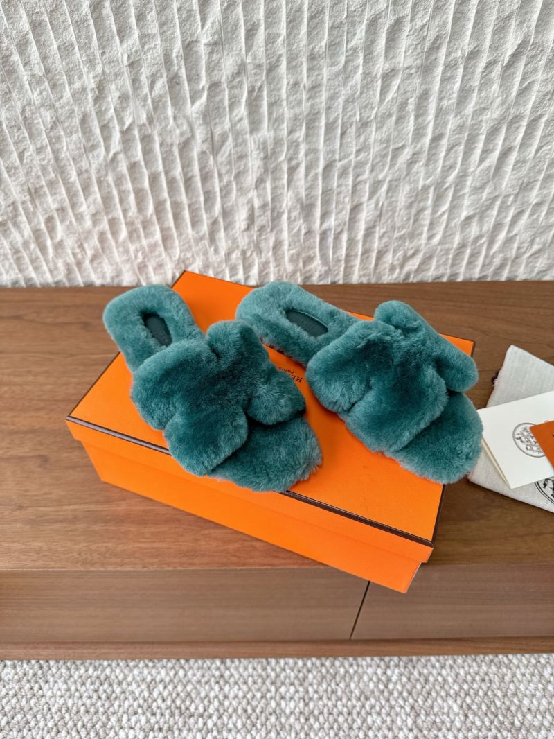 Hermes Oran Sandals in Woolskin H212178Z Teddy Slides Green