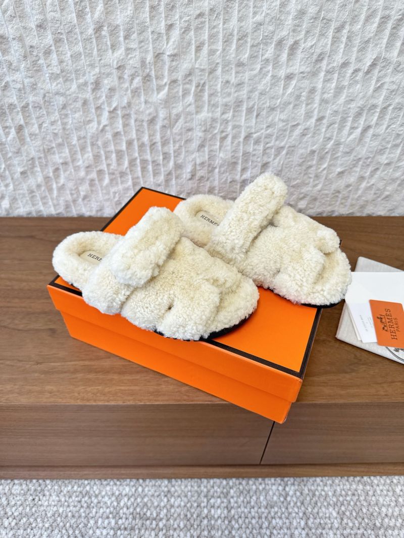 Hermes Men Female Chypre Sandal in Shearling H222931 Craie