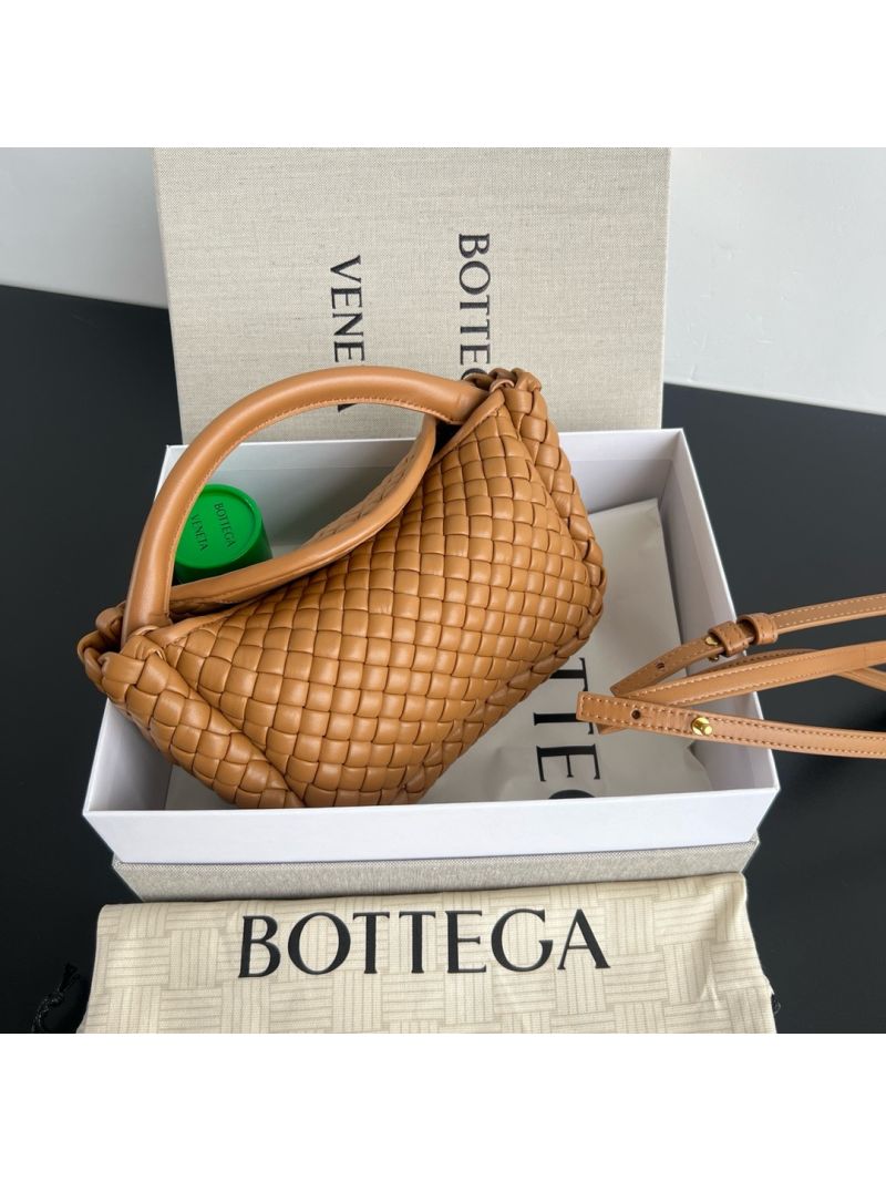 Bottega Veneta BV Small Cobble Top Handle soft padded Intreccio leather 805739 Almond