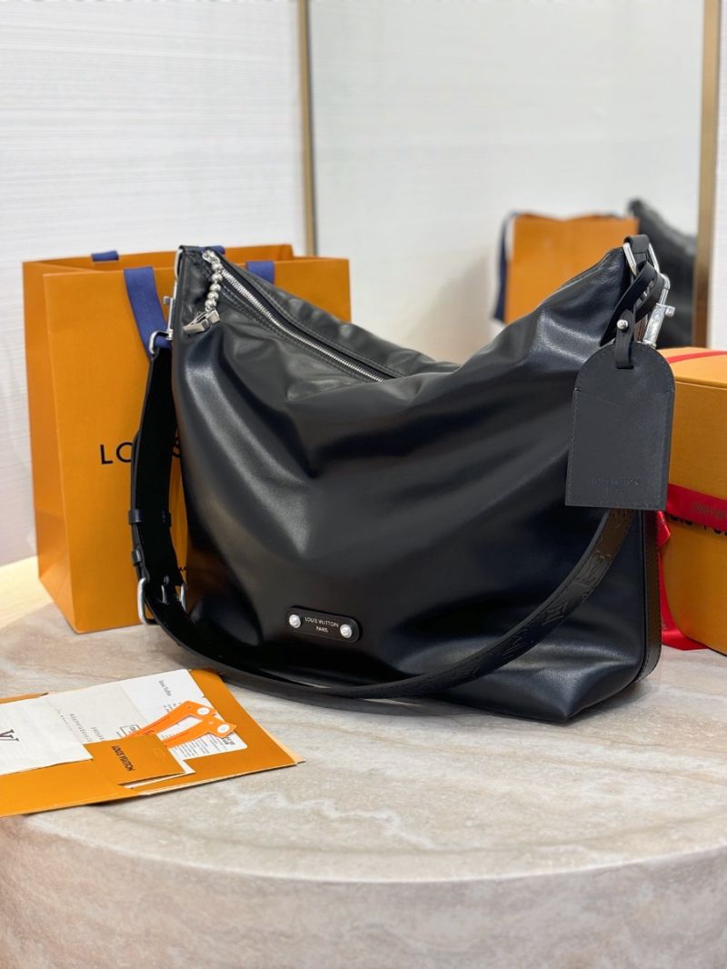 Louis Vuitton LV Vagabond Hobo in glossy black calfskin M13986