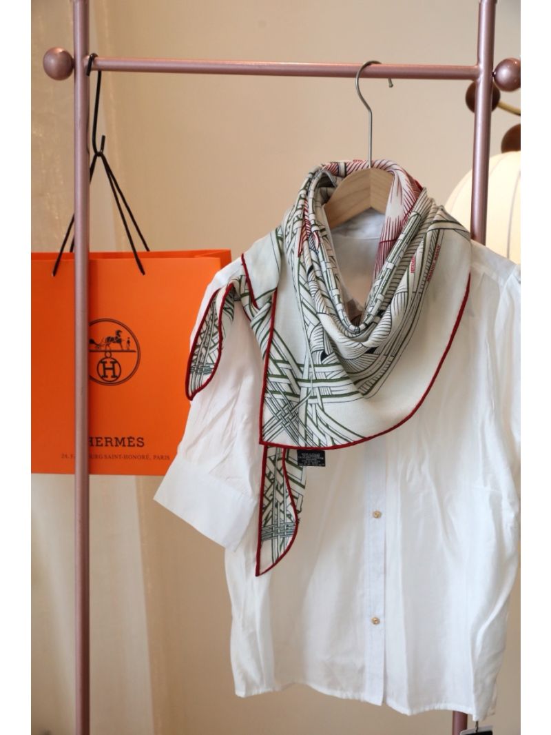 Hermes Masan & Masan Giant Triangle Shawl Cashmere Silk H363684S