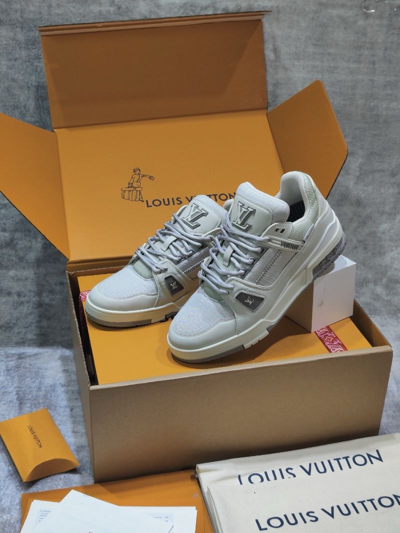 Louis Vuitton LV Ski Capsule Men Female Trainer Sneaker 1ADEWO Grey