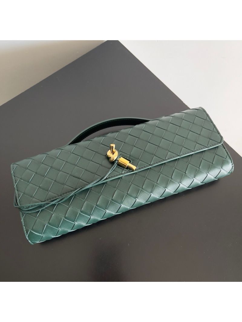 Bottega Veneta BV Long Clutch Andiamo With Handle Intrecciato Lambskin Leather 741511 Green
