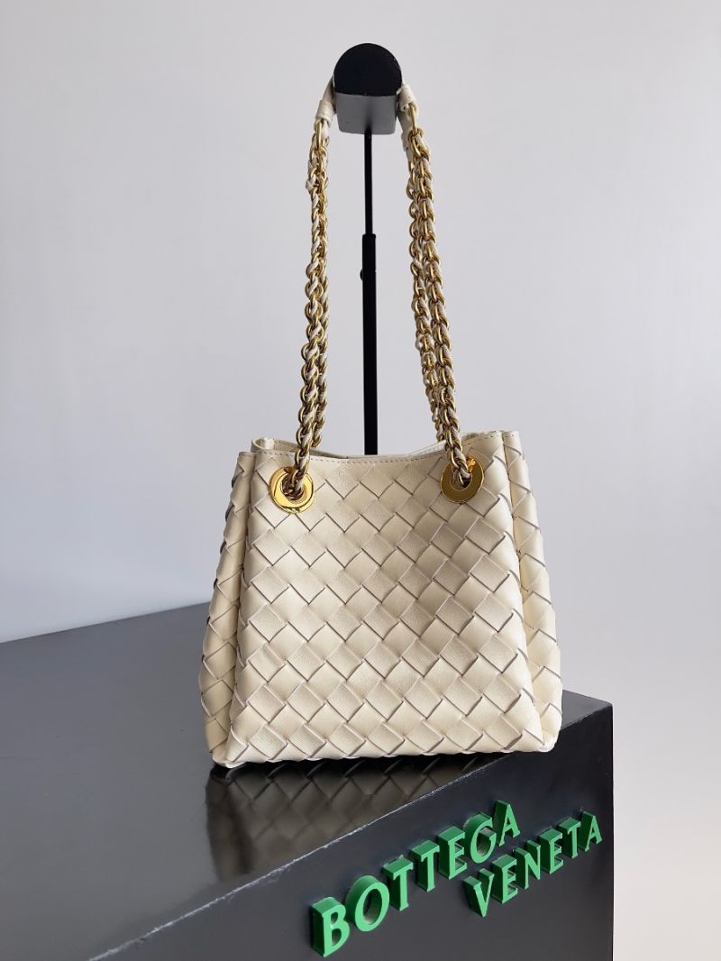 Bottega Veneta BV Small Parachute Chain Shoulder Bag 817175 Chalky