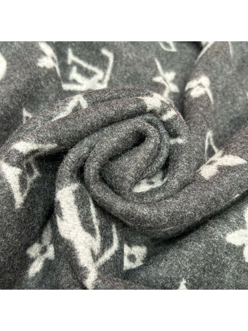 Louis Vuitton LV Monogram Double-Sided Wool-Cashmere Blanket – Timeless Luxury