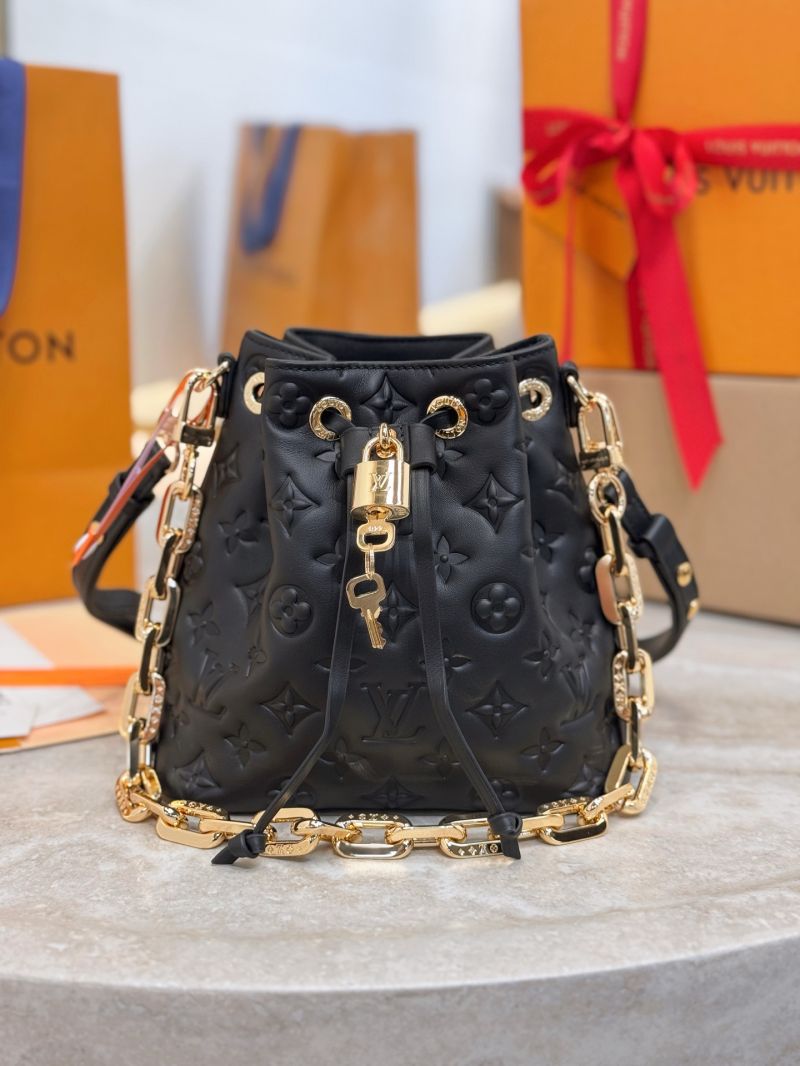 Louis Vuitton Coussin Bucket M26530 Black