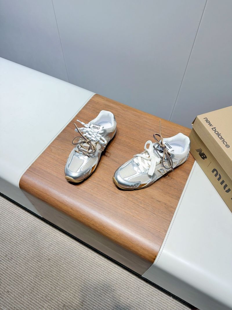 Miu Miu x New Balance Men Female 530 SL Suede and Mesh Sneakers 5E165E Metallic Silver
