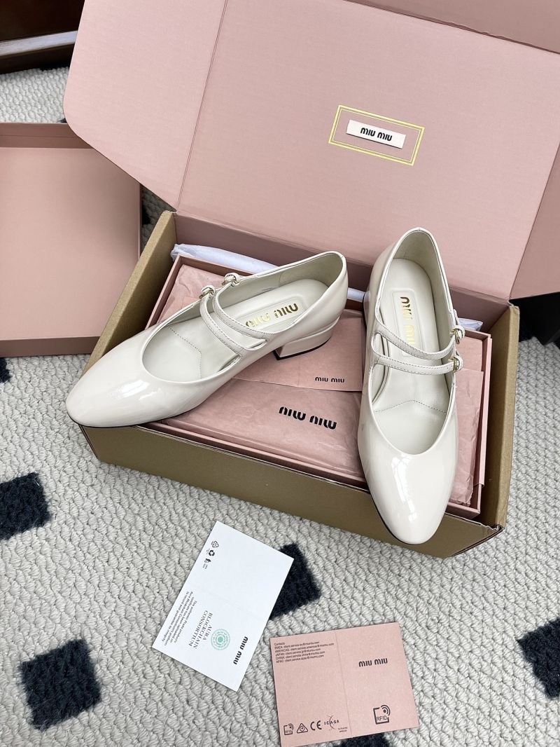 Miu Miu Patent Leather Slingback Pumps with Buckles 5I522E Ivory