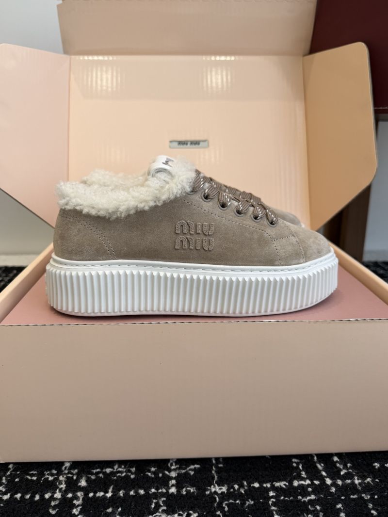 MIU MIU SUEDE AND SHEARLING SNEAKERS 5E389E DESERT BEIGE