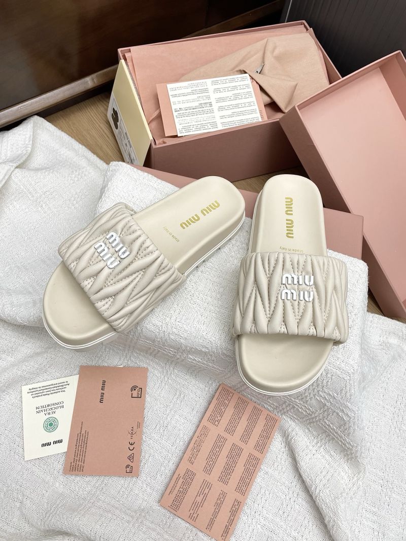 Miu Miu Logo Detailed Slip-On Sandals 5XX601 Ivory