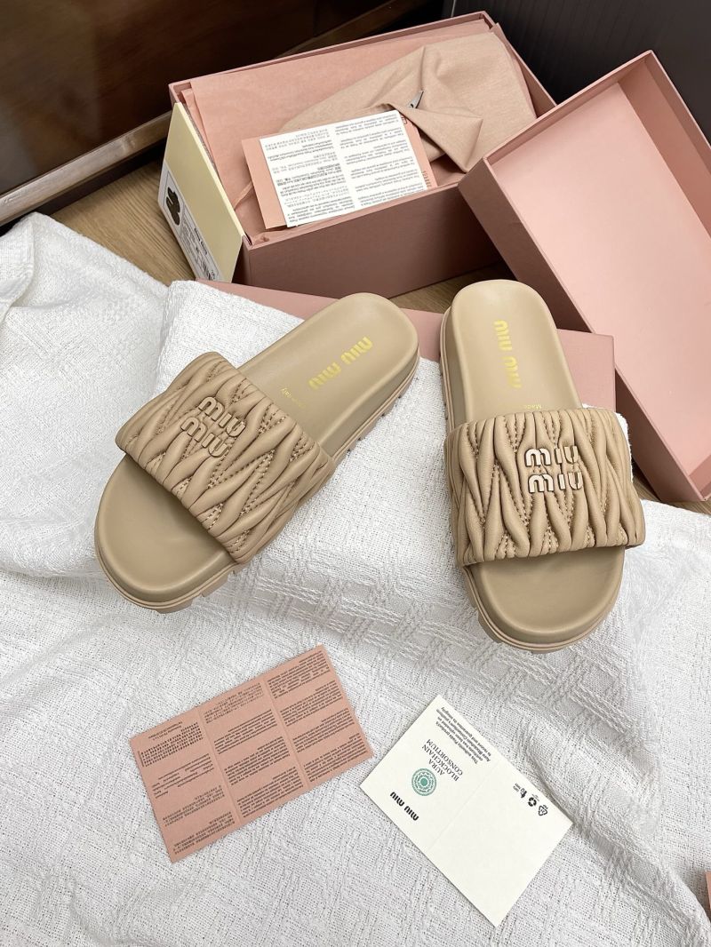 Miu Miu Logo Detailed Slip-On Sandals 5XX601 Nude