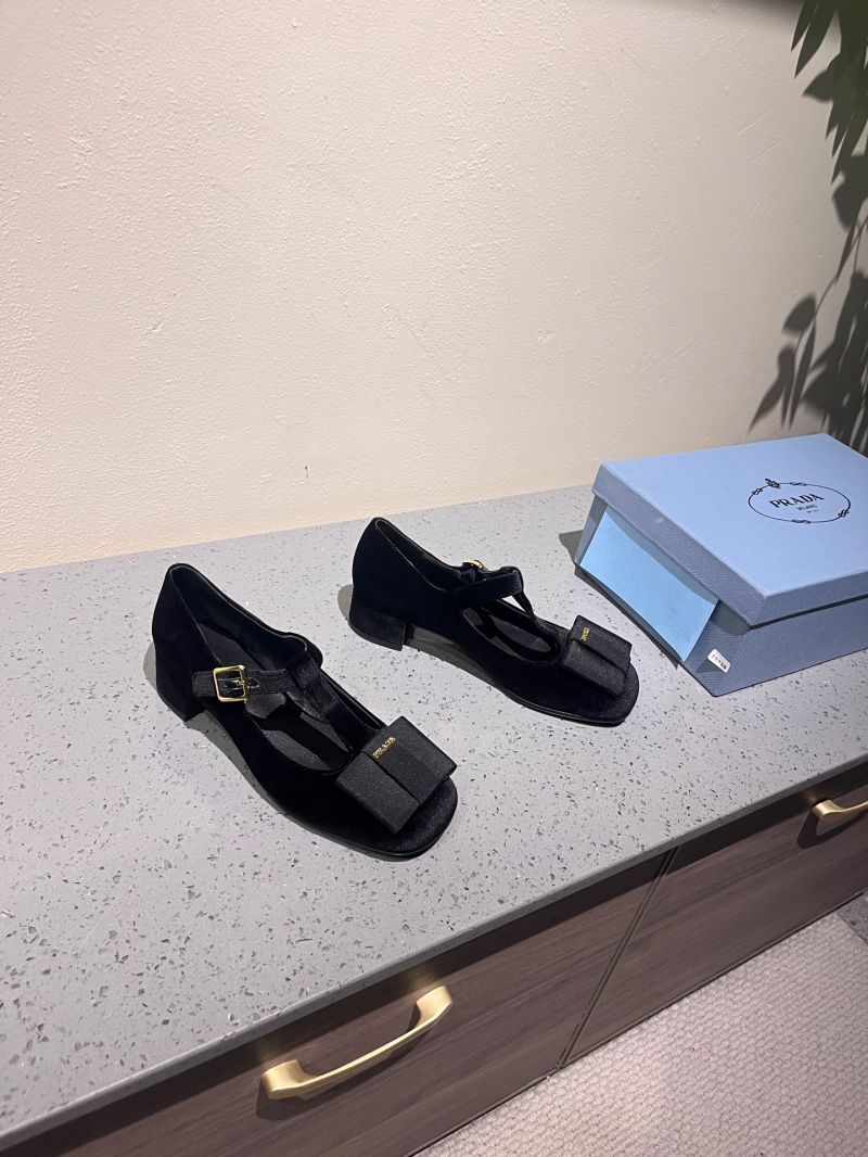 Prada Velvet Pumps 1I818N