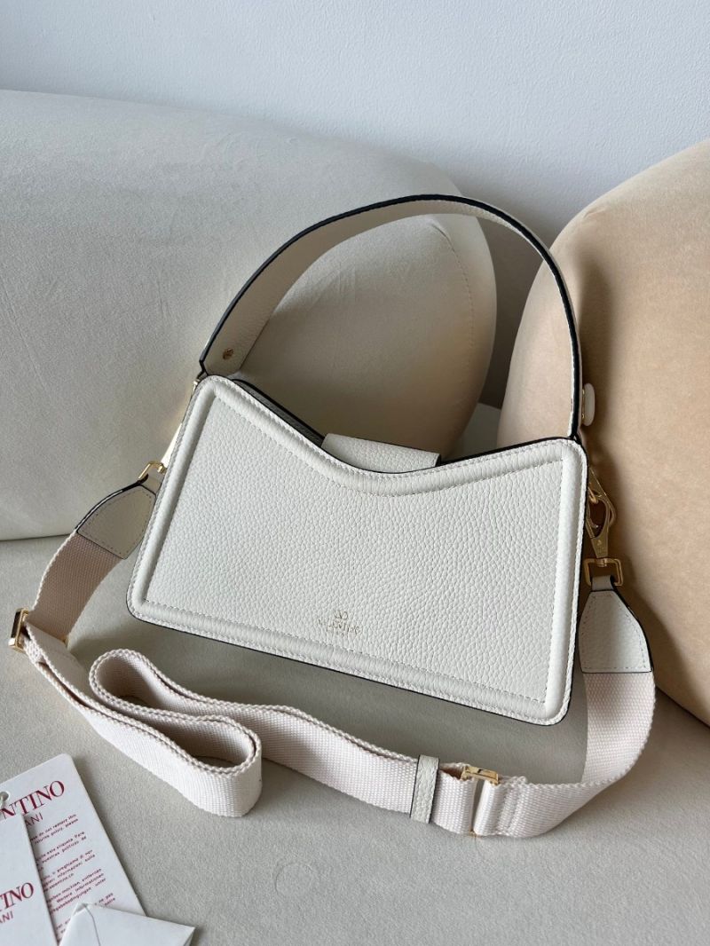 Valentino Garavani Vlogo Signature Shoulder Bag - white Grained Calfskin Leather