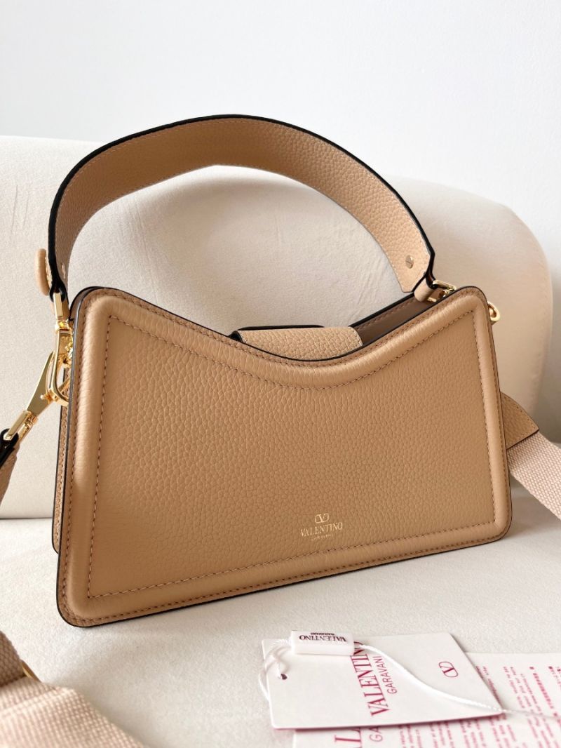 Valentino Garavani Vlogo Signature Shoulder Bag - Grained Calfskin Leather beige pink