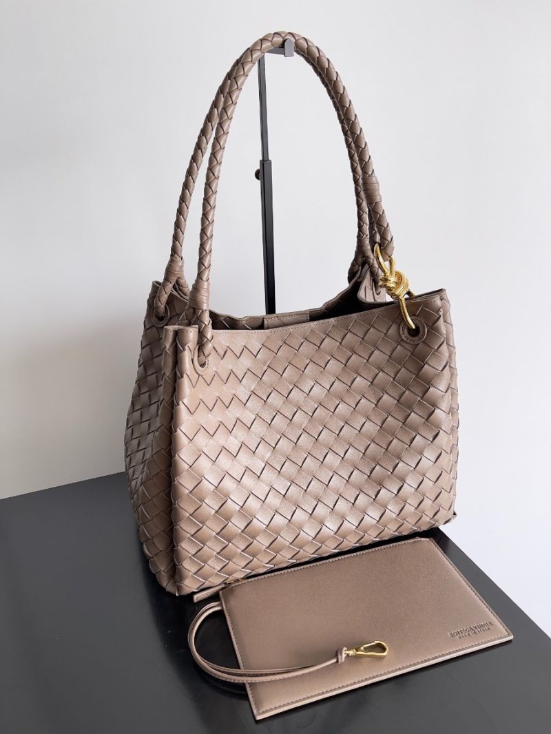 Bottega Veneta BV Large Parachute Intrecciato Lambskin 796571 Pinecone