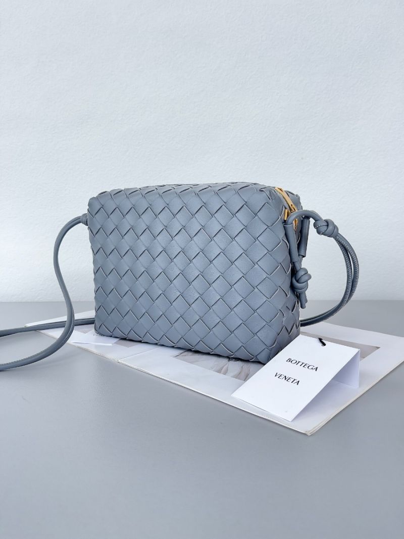 Bottega Veneta BV Small Loop Camera Bag 680255 grey