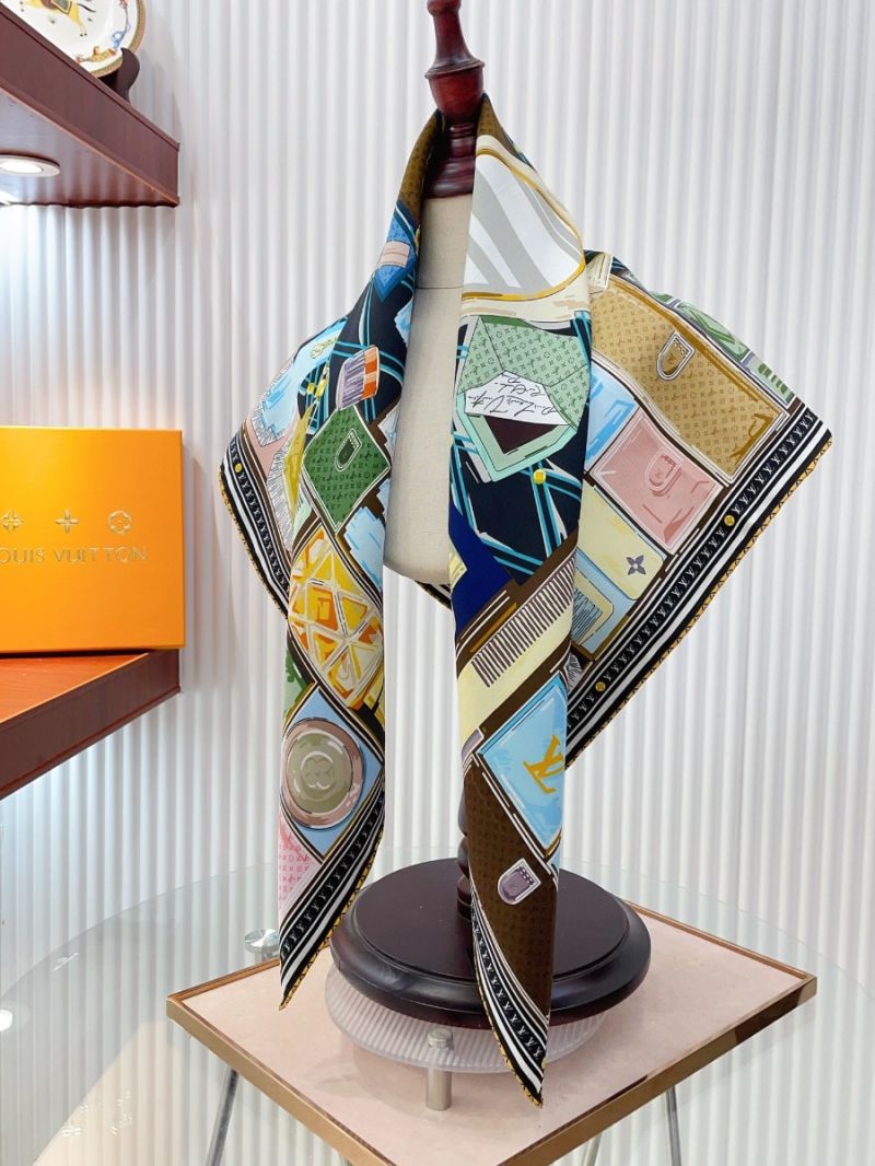 Louis Vuitton Luxe Silk Scarf with Double-Sided Design 90 cm x 90 cm