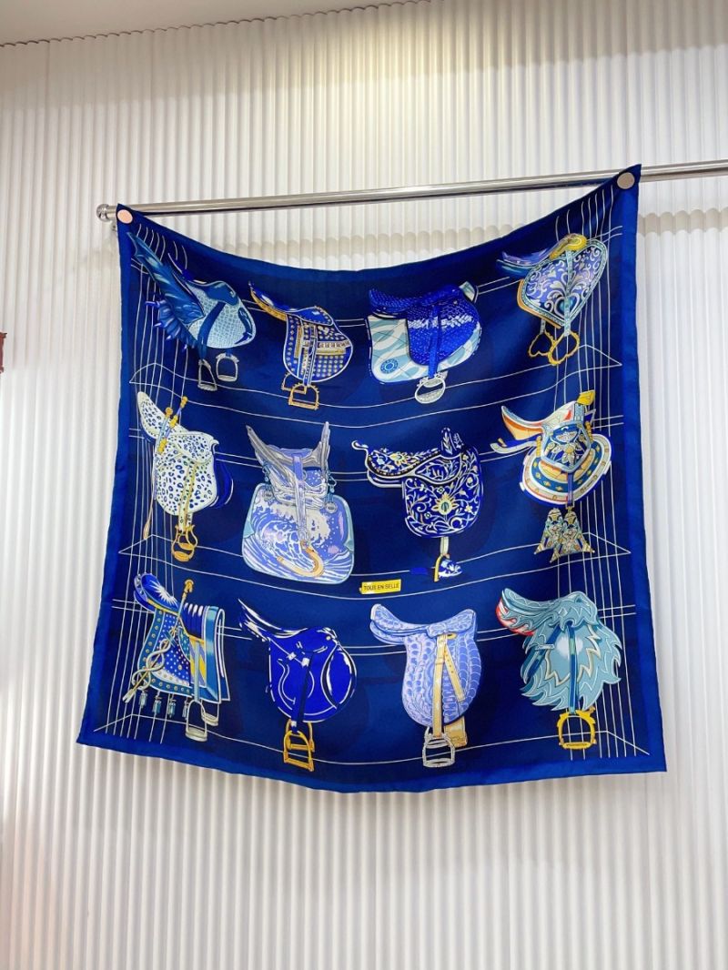 Hermes "World on the Saddle" Silk Scarf – Exquisite Craftsmanship 90 x 90 cm 33