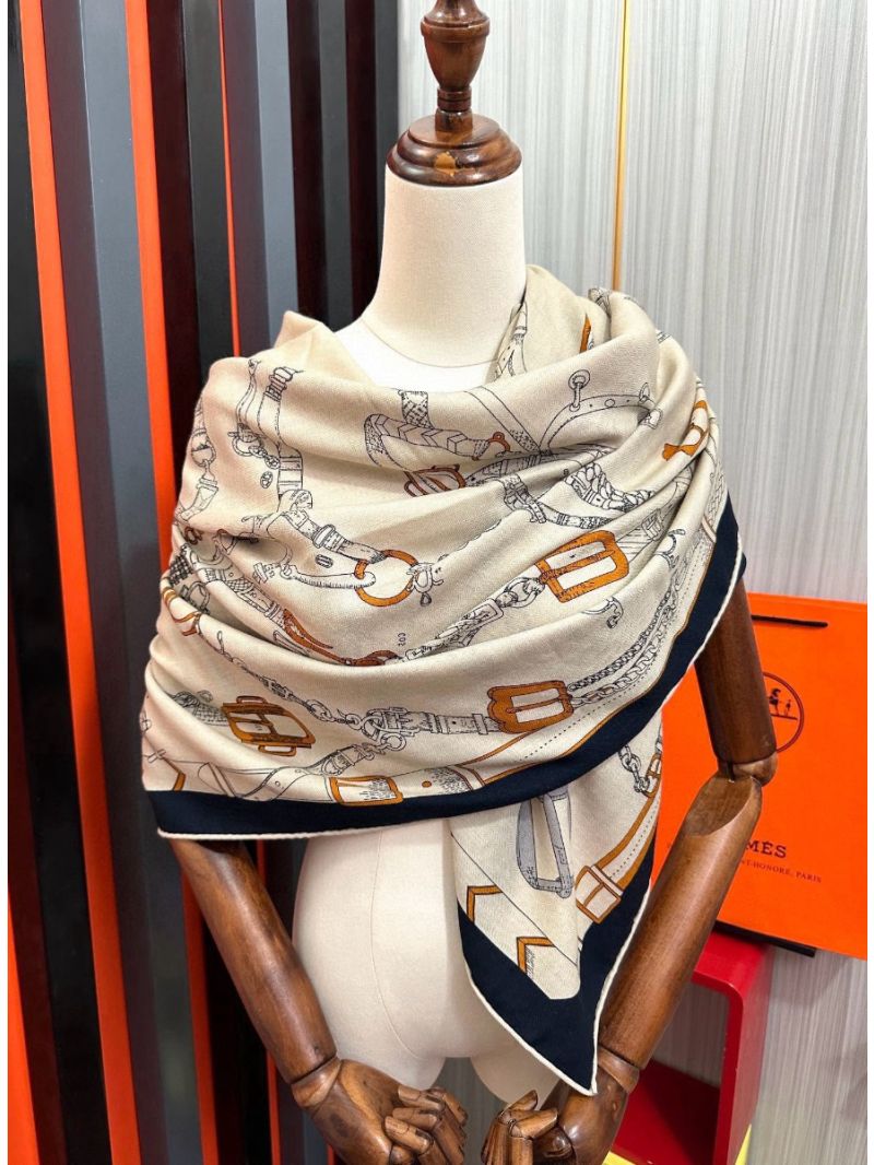 Hermes 2025 New Release – Double-Sided Cashmere & Silk Scarf white 140 x 140 cm