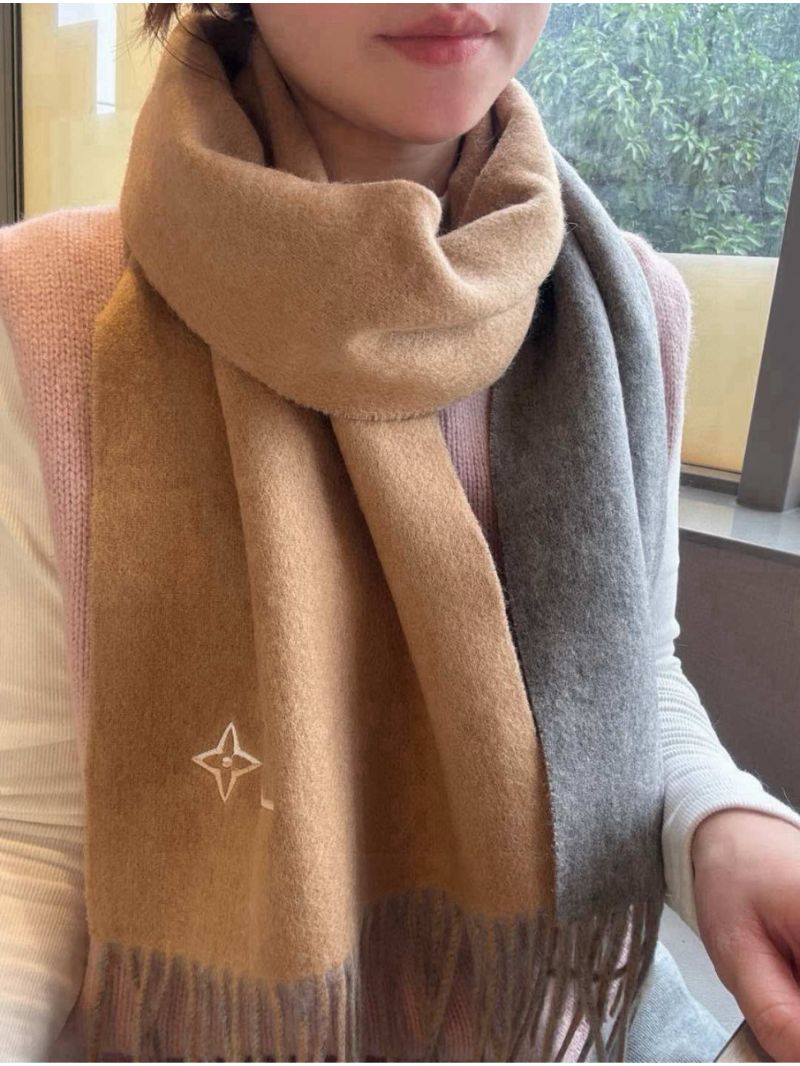 Louis Vuitton Double-Sided Wool Scarf with Embroidered Logo – 30x180cm brown grey