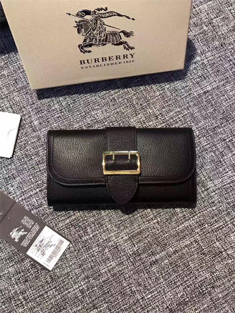 Burberry Textured black Leather Continental Wallet 40259731 
