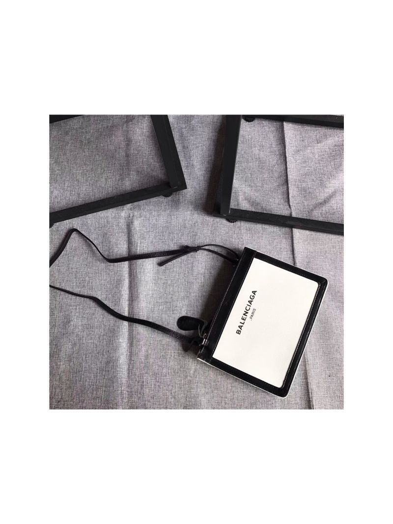 Balencaiga Navy Pochette 339937