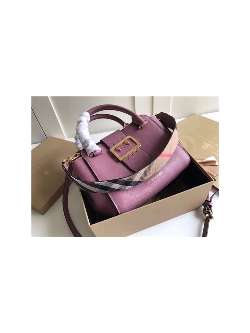  Burberry The Small/Medium Buckle Tote in dusty pink Grainy Leather 40337511
