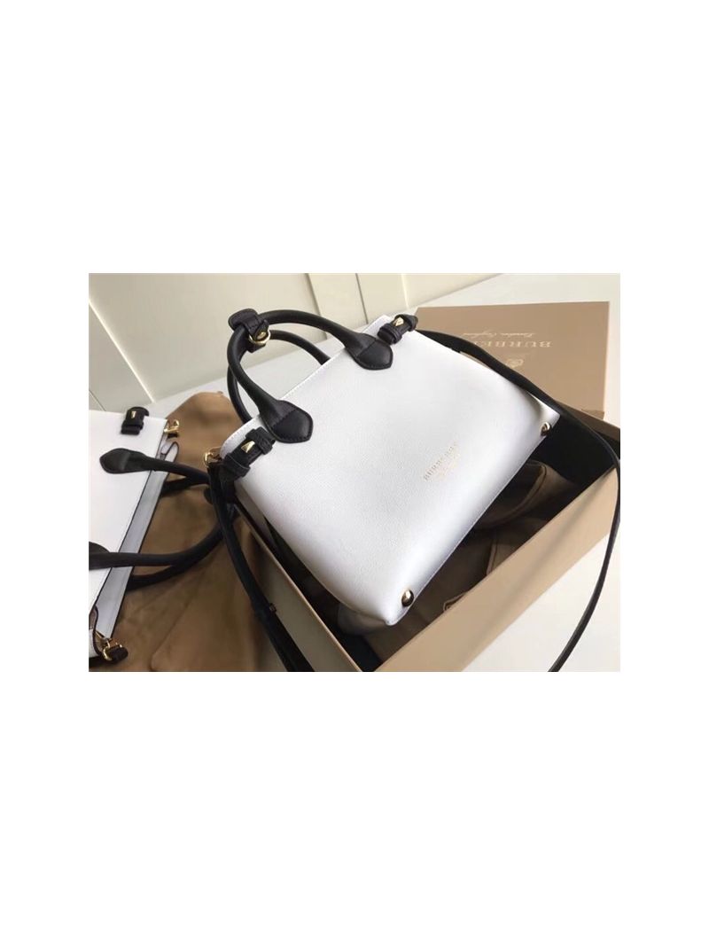 Burberry The Small Banner in Leather and House Check white black 