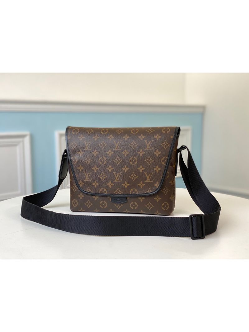 Louis Vuitton LV Magnetic Messenger M45557 Monogram