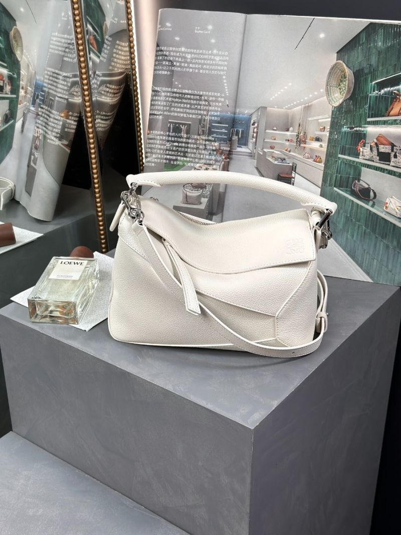 Loewe Small Puzzle Bag In Soft Grained Calfskin A510P60 White