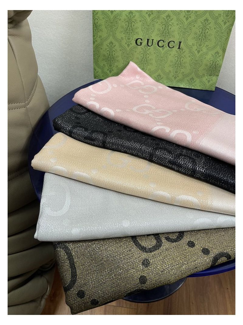 Gucci GG Metallic Lamé Jacquard Shawl 694839 Beige
