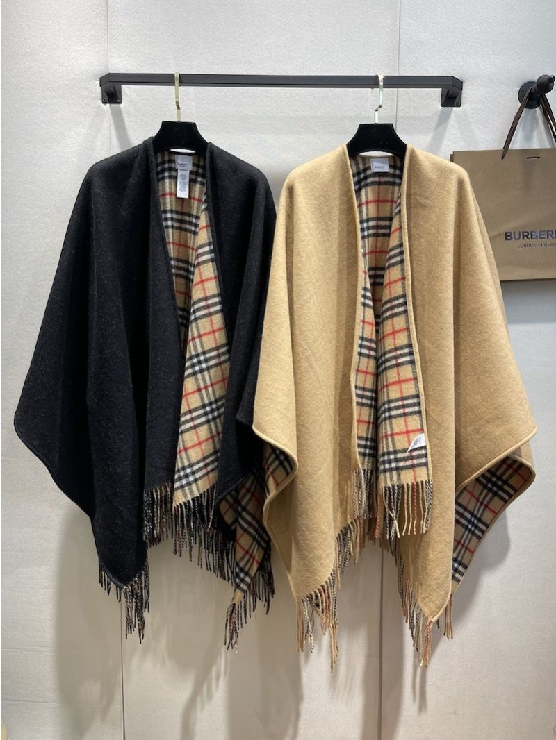 Burberry Check Wool Reversible Cape 80716731