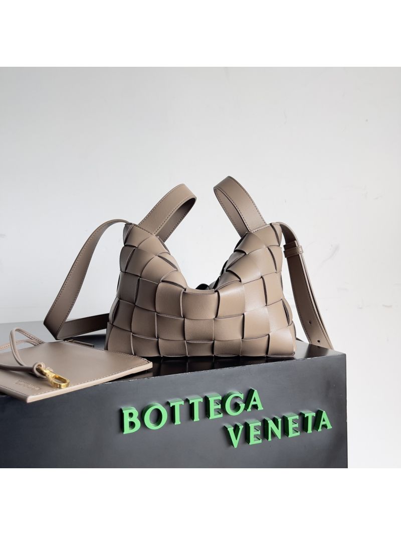 Bottega Veneta BV Small Bowling Cassette Intreccio Lambskin 755132 Taupe